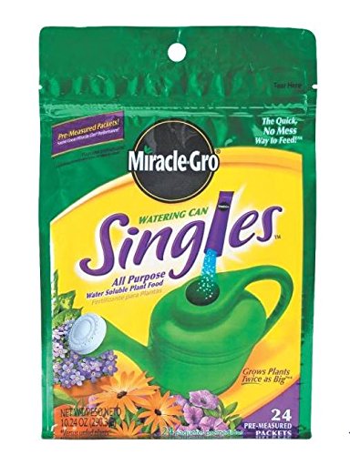Miracle Gro 101430 24 Stick Watering Can Singles